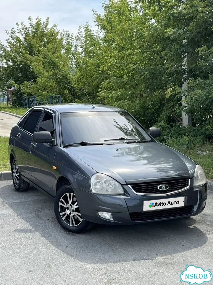 ВАЗ (LADA) Priora 1.6 MT, 2014, 200 000 км фото 1
