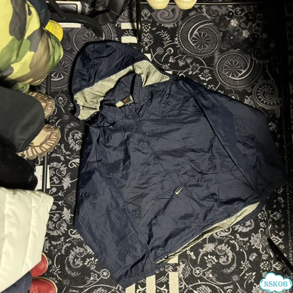 Винтажная ветровка Nike оригинал фото 2