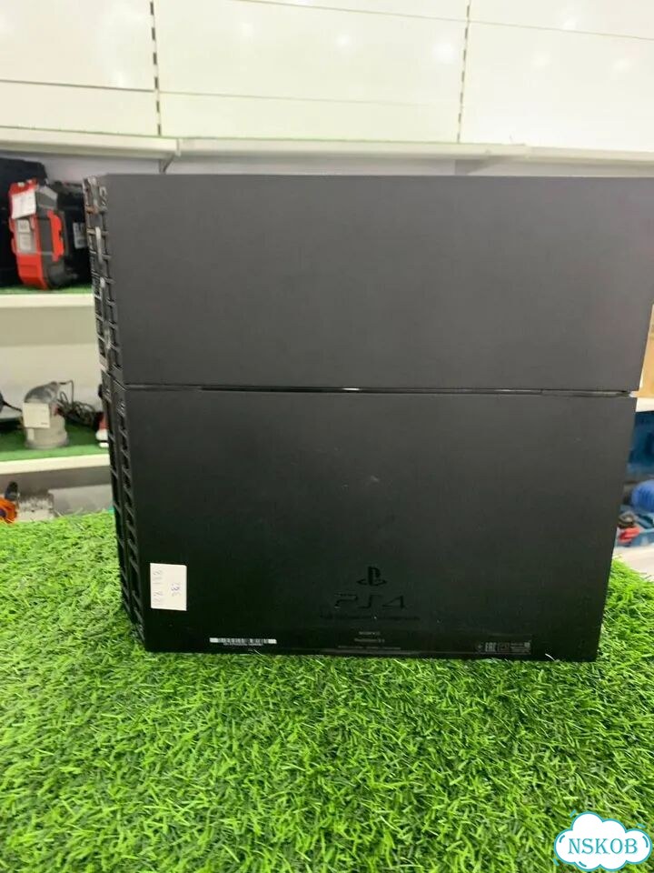 Приставка Sony PlayStation 4 500 GB фото 5