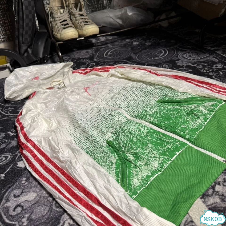 Ветровка Adidas оригинал фото 1