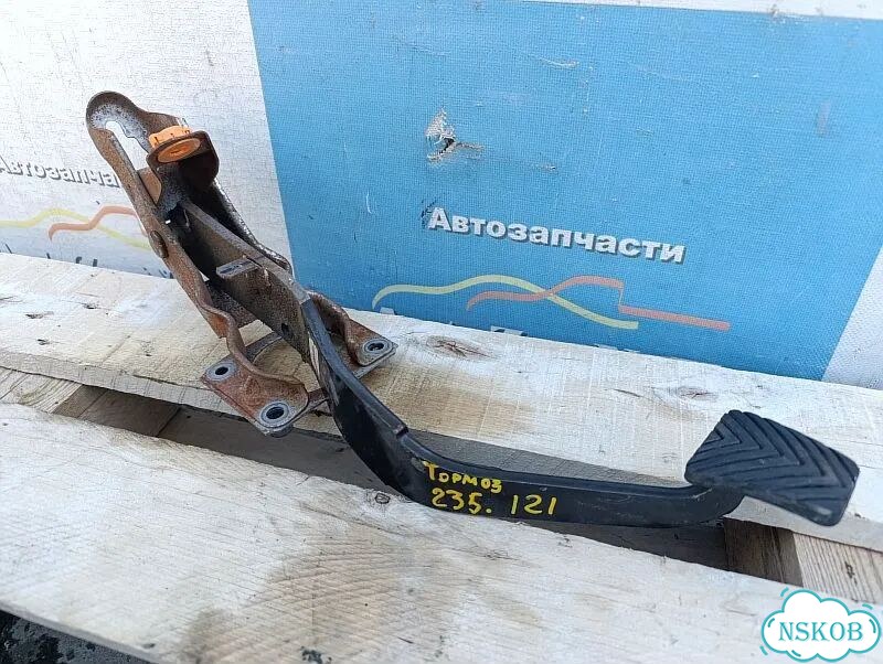Педаль тормоза Mitsubishi L200 фото 3