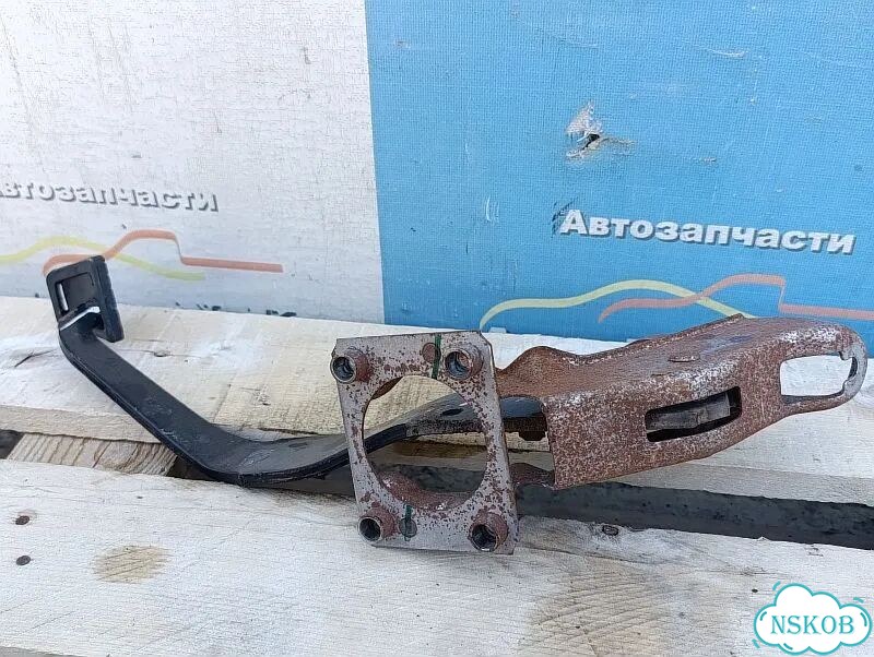 Педаль тормоза Mitsubishi L200 фото 4