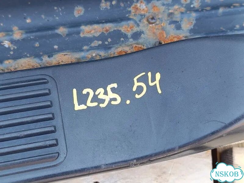 Подножка левая Mitsubishi L200 фото 3