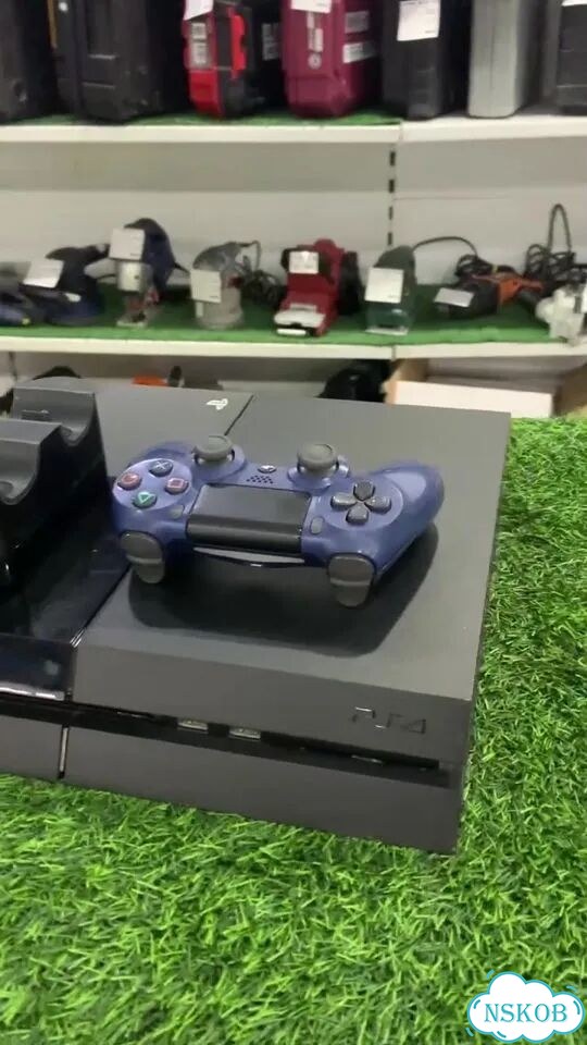 Приставка PlayStation 4 Fat 500GB фото 1
