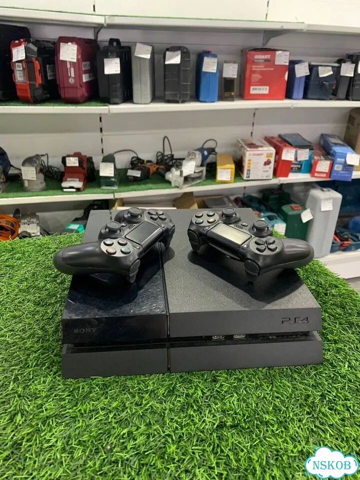 Приставка Sony PlayStation 4 Fat 256 гб фото 2