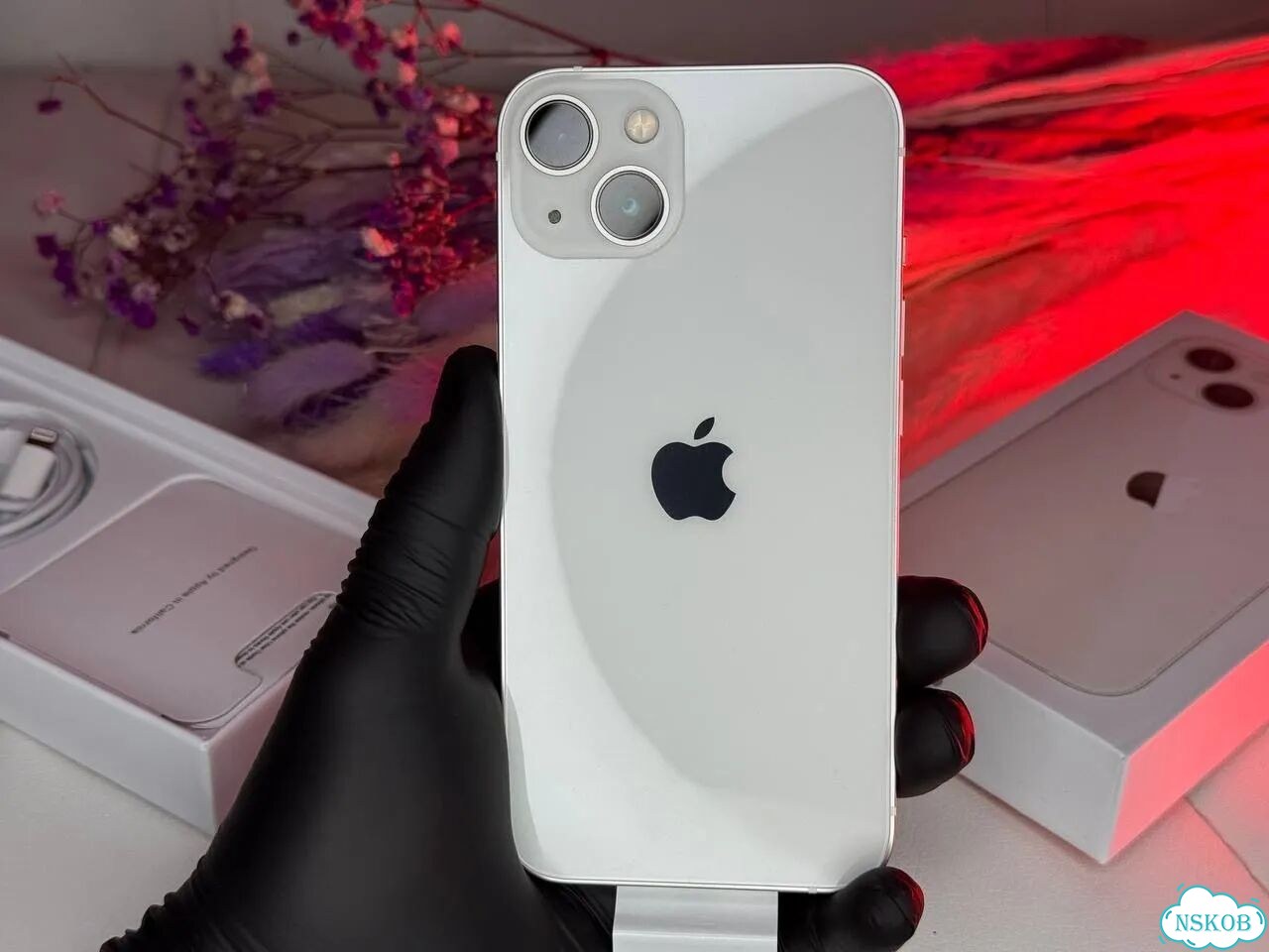 iPhone 13, 256 ГБ, SIM + eSIM фото 1