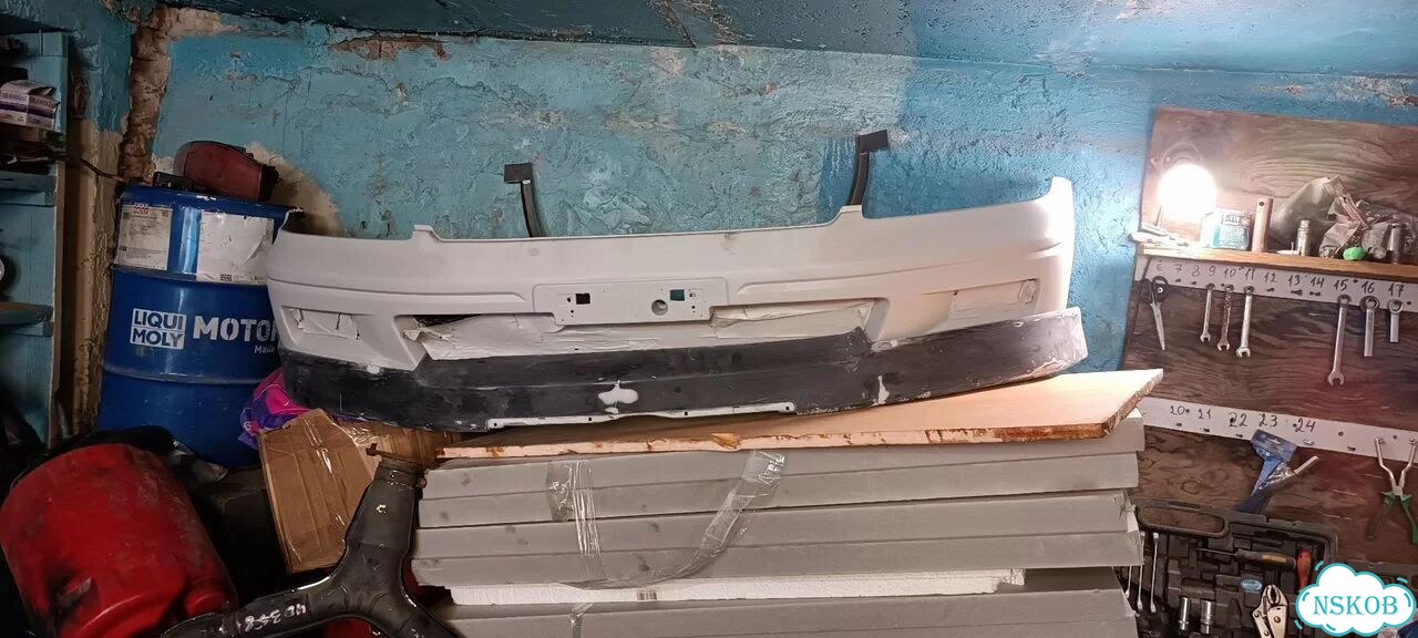 Передний бампер mitsubishi lanser cedia фото 1