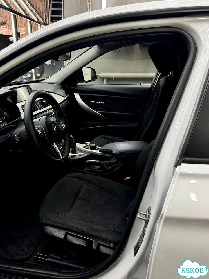 BMW 3 серия 1.5 AT, 2017, 235 000 км фото 8