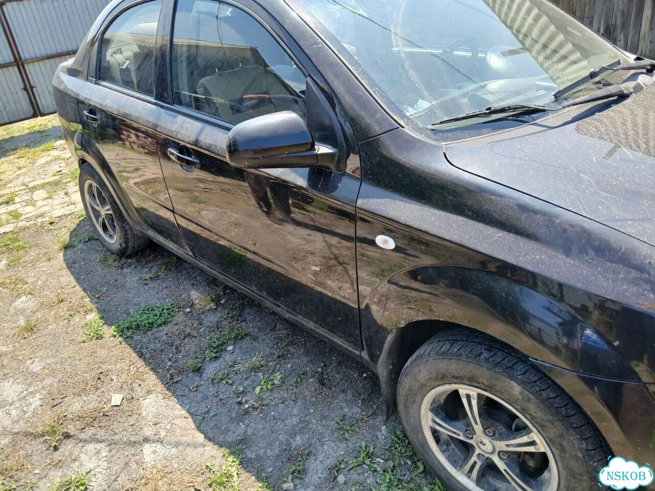 Chevrolet Aveo 1.2 MT, 2011, битый, 183 000 км фото 1
