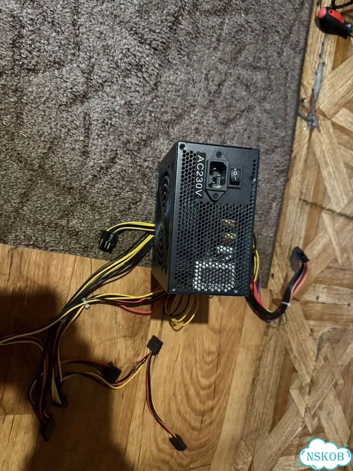 Блок питания xilence 550w фото 1
