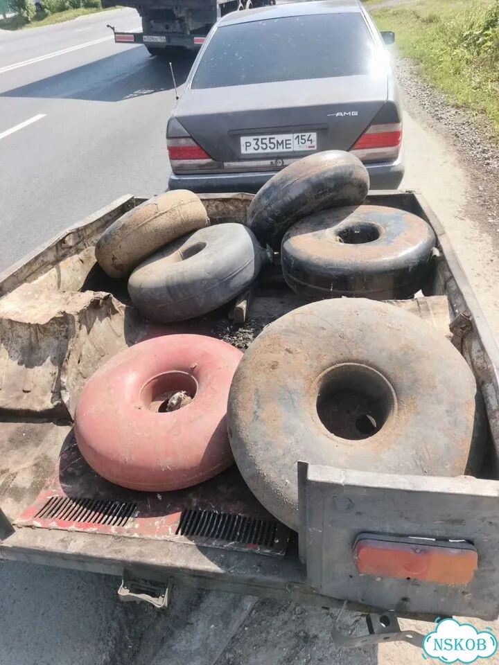 Газовый баллон под запаску на легковую машину фото 2