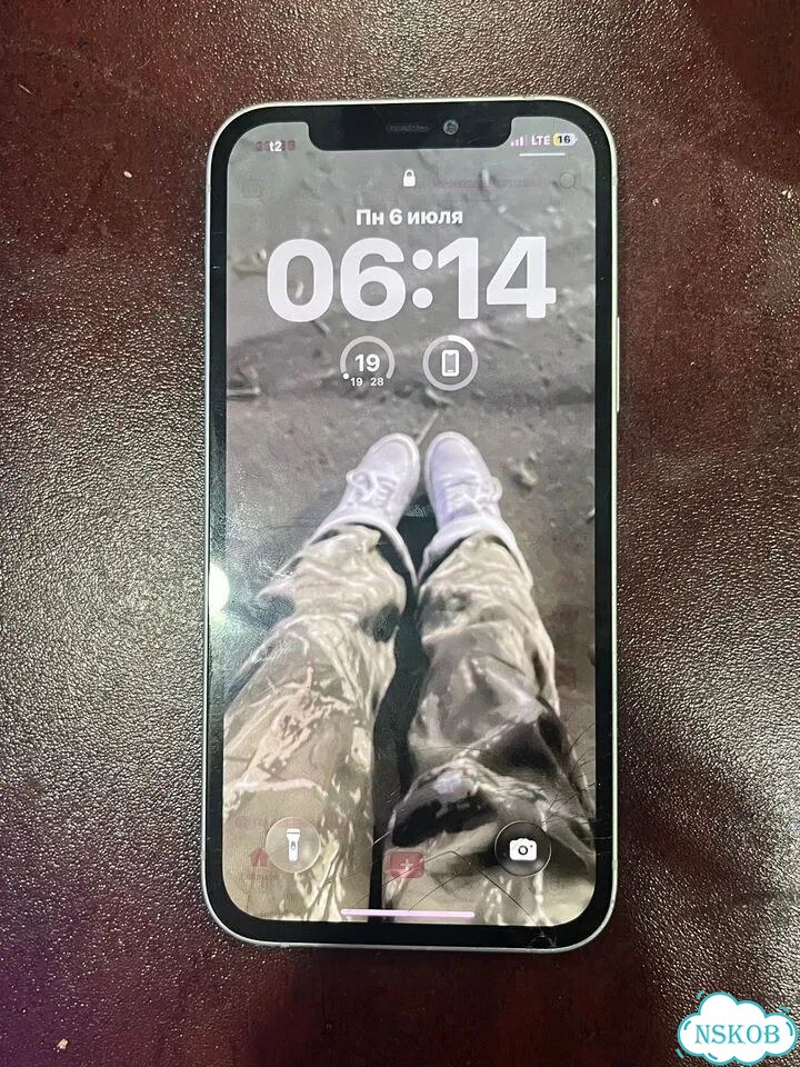 iPhone 12, 64 ГБ, 1 SIM фото 1