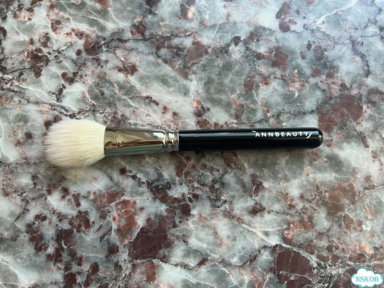 Annbeauty A1 Кисть для тона, румян, хайлайтера фото 2