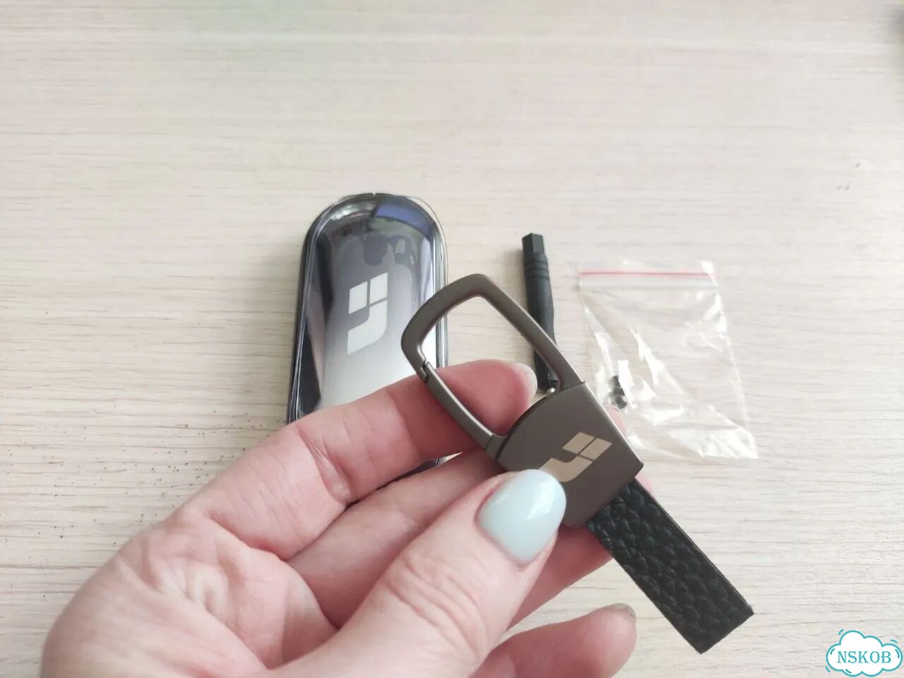 Чехол для ключа LiXiang L7 L8 L9 металл новый фото 5