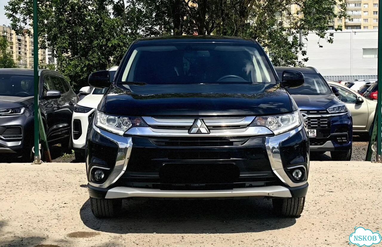 Аренда авто с выкупом Mitsubishi Outlander 2018 фото 3