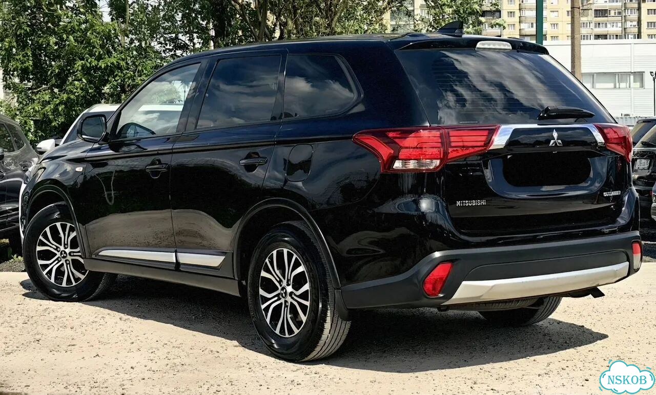 Аренда авто с выкупом Mitsubishi Outlander 2018 фото 4