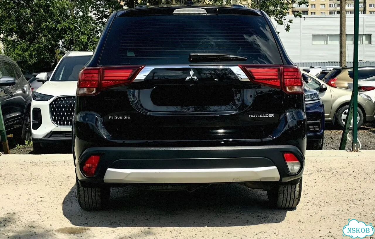 Аренда авто с выкупом Mitsubishi Outlander 2018 фото 8
