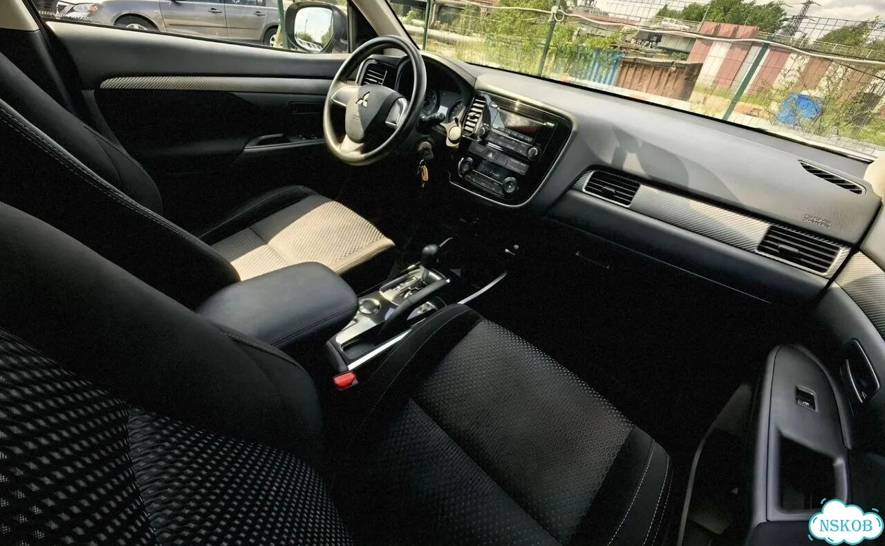 Аренда авто с выкупом Mitsubishi Outlander 2018 фото 9