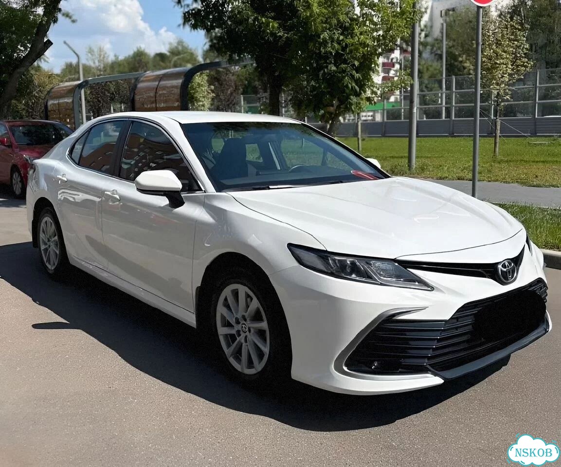 Аренда авто с выкупом Toyota Camry 2021 фото 1