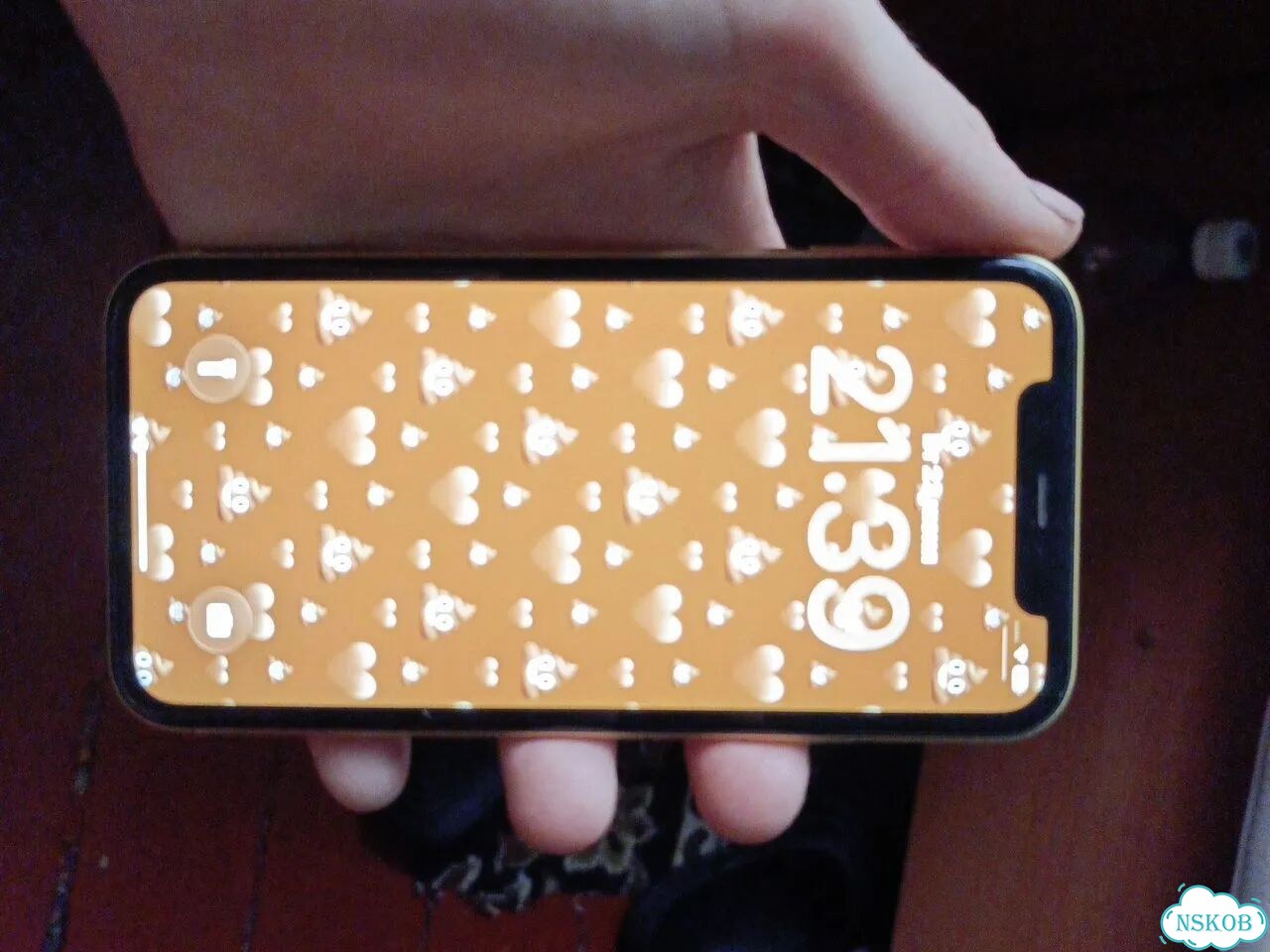 iPhone 11, 64 ГБ, SIM + eSIM фото 1