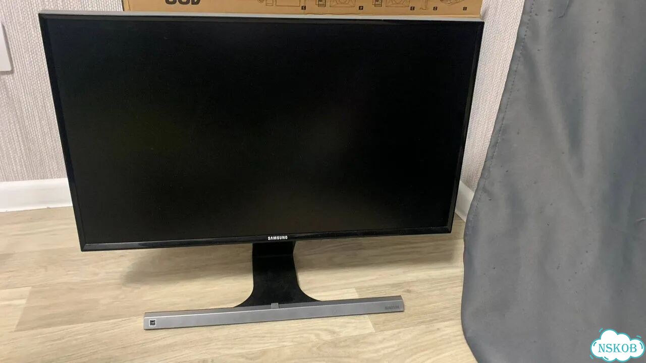 Монитор samsung фото 1
