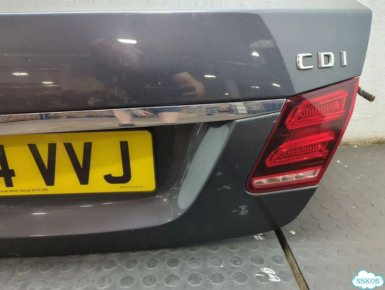 Крышка багажника Mercedes E W212 фото 6