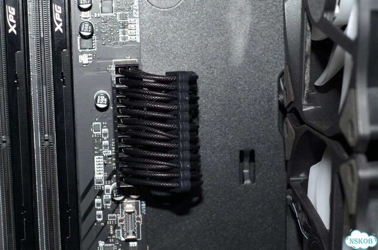 Игровой компьютер 4050 super / 5 7500F / 32GB DDR5 фото 3