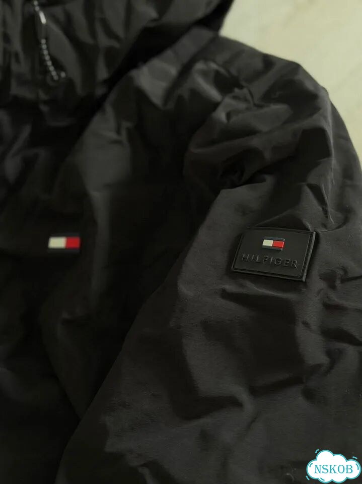 Tommy hilfiger куртка L фото 1