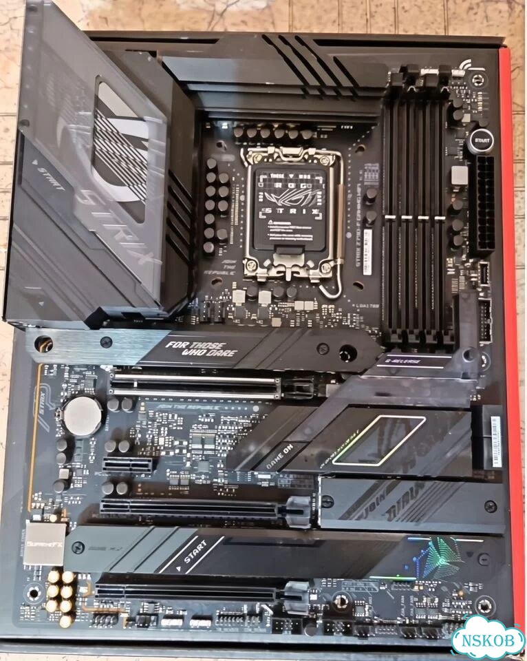 Asus ROG Strix Z790-F Gaming wifi фото 3