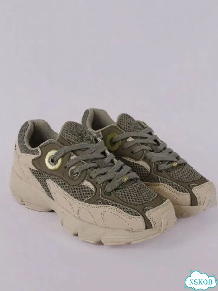 Кроссовки adidas женские фото 1
