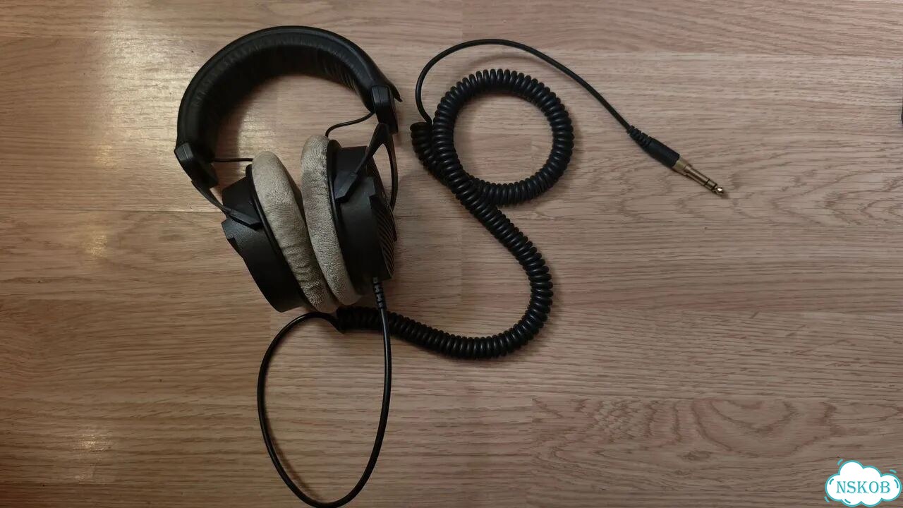 Наушники Beyerdynamic DT 990 pro (250 ohm) фото 2