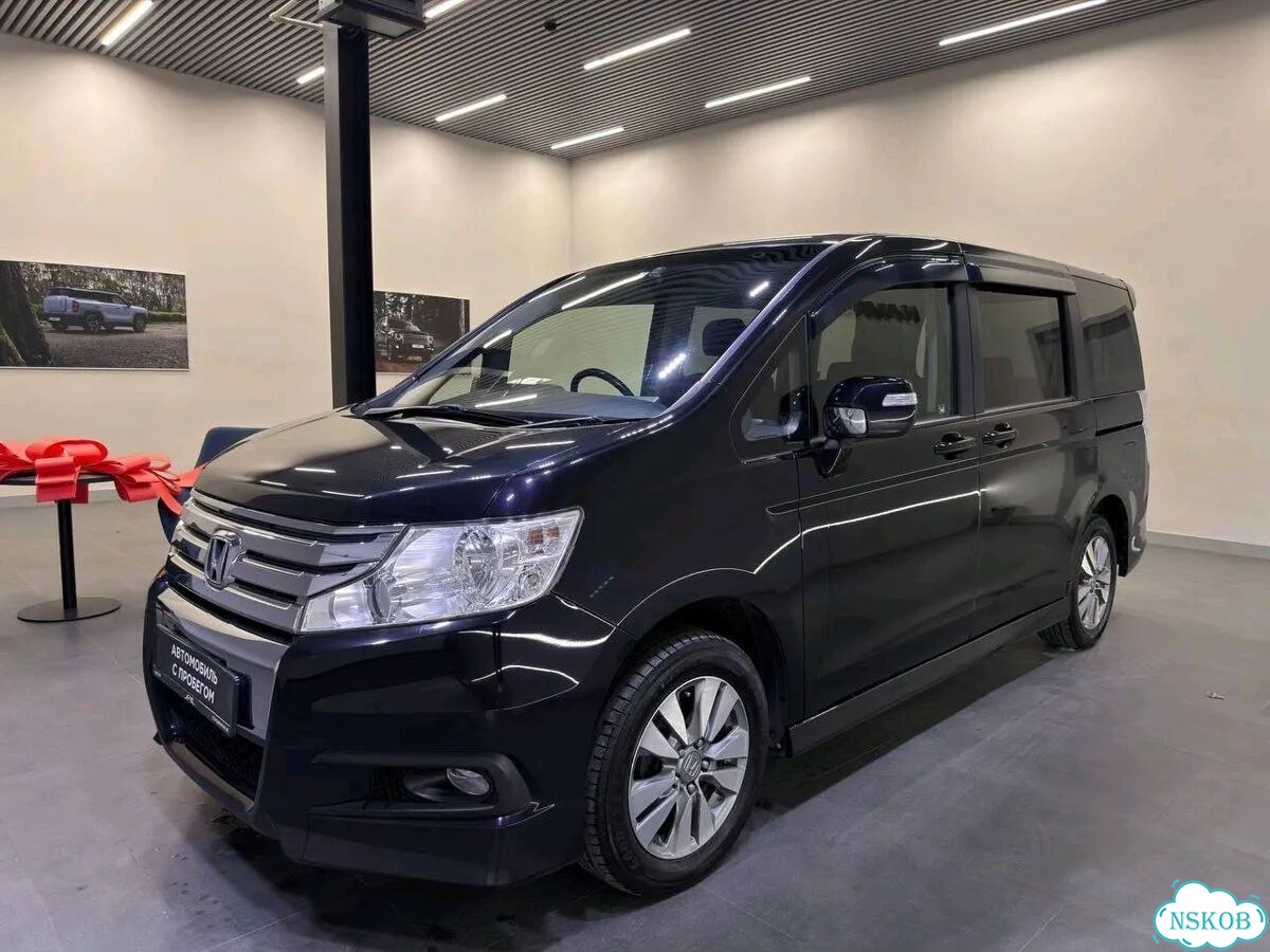Honda Stepwgn 2.0 AT, 2011, 212 856 км фото 1