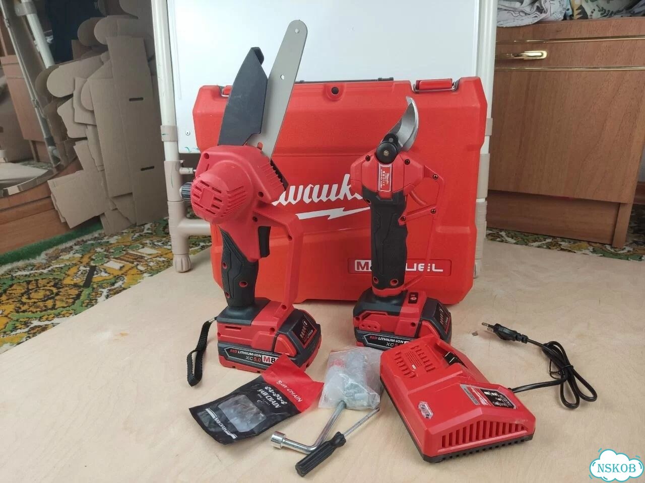 Набор Milwaukee 2в1 сучкорез+секатор фото 10