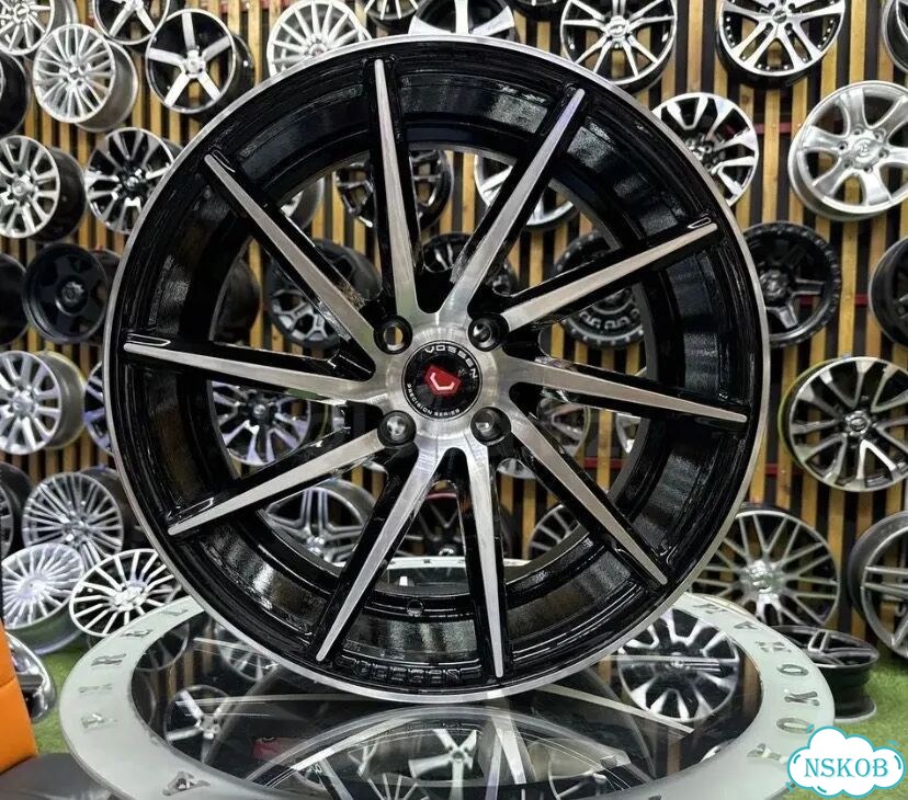 Литые диски Vossen CVT 7.5×R17 4×100 фото 1