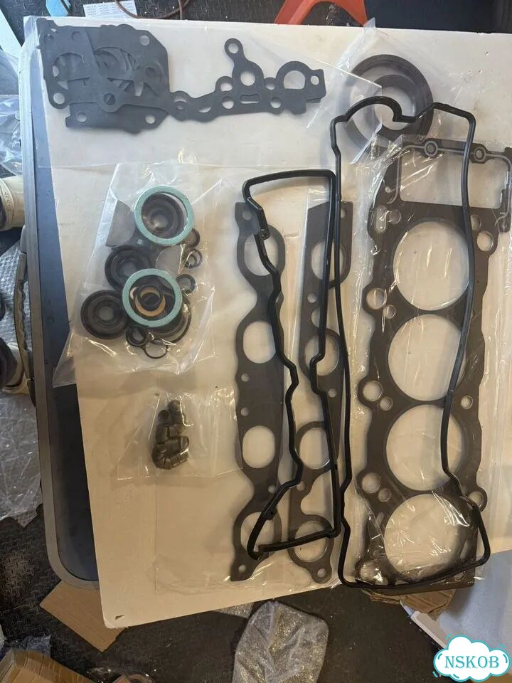 Ремкомплект двигателя Toyota 0411176071 2TZ-FE фото 1