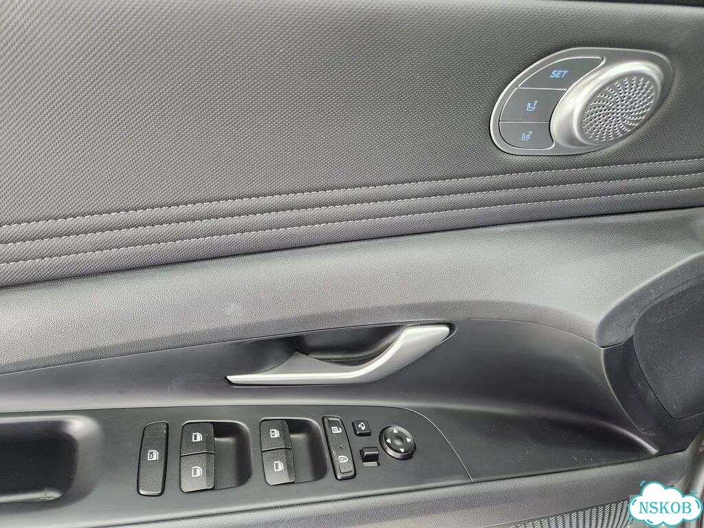 Hyundai Avante 1.6 CVT, 2022, 4 300 км фото 15