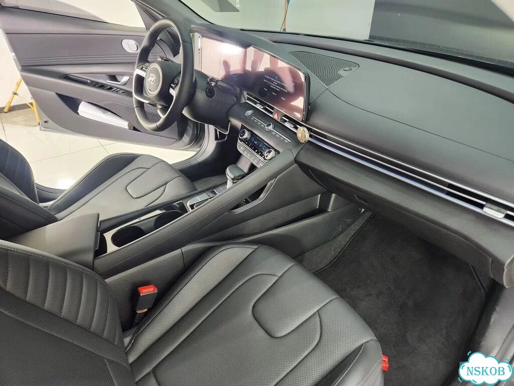 Hyundai Avante 1.6 CVT, 2022, 4 300 км фото 9