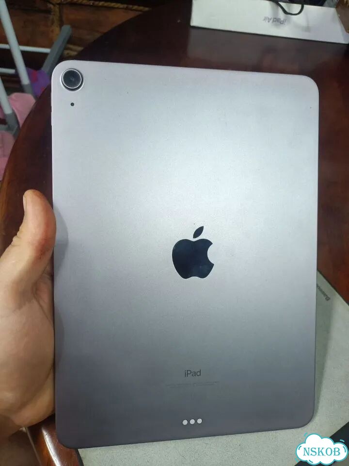 iPad air 4 64gb фото 1