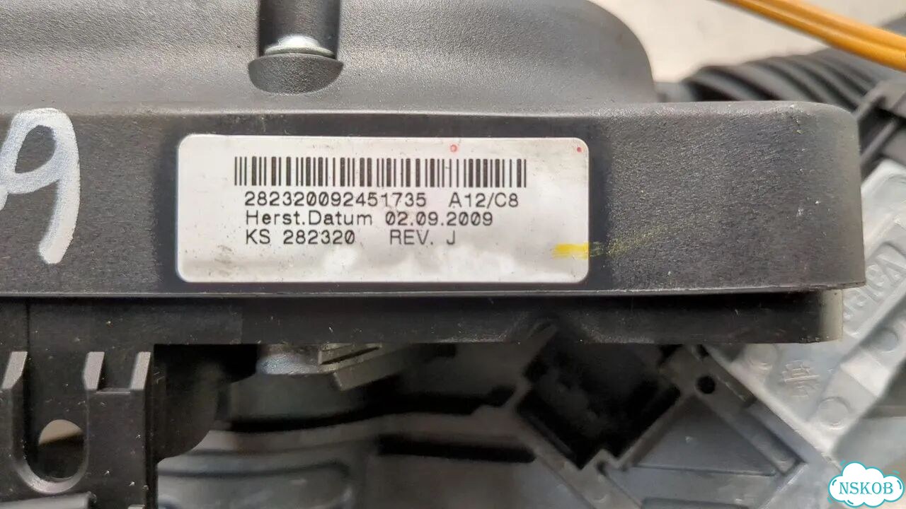 Переключатель поворотов и дворников Opel Astra H фото 4
