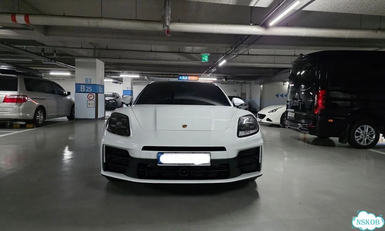 Porsche Panamera 2.9 AMT, 2024, 11 800 км фото 3