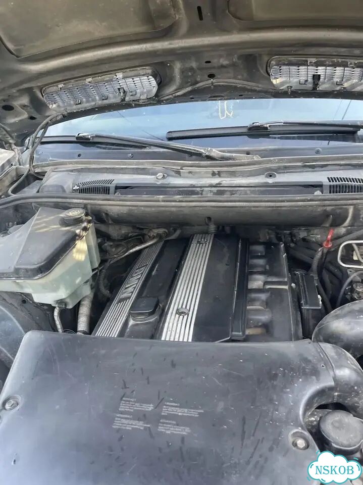 BMW X5 3.0 AT, 2003, битый, 400 000 км фото 2