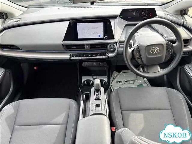 Toyota Prius 1.8 CVT, 2023, 33 600 км фото 9