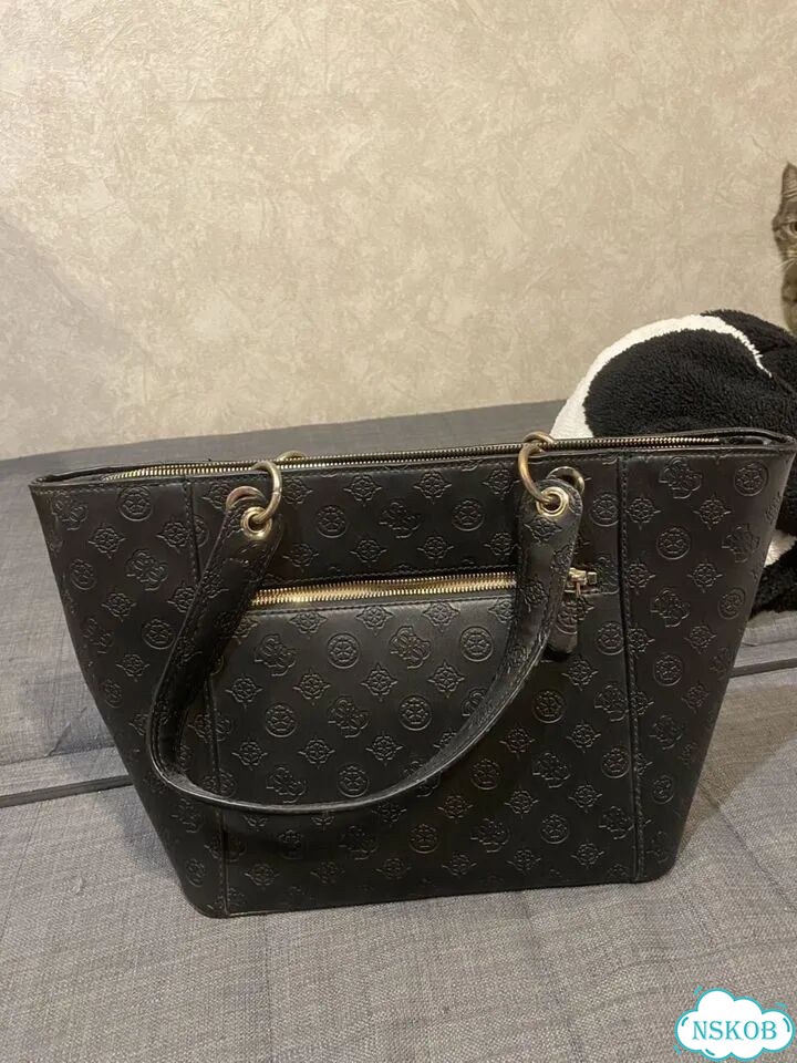 Сумка Guess оригинал бу фото 2