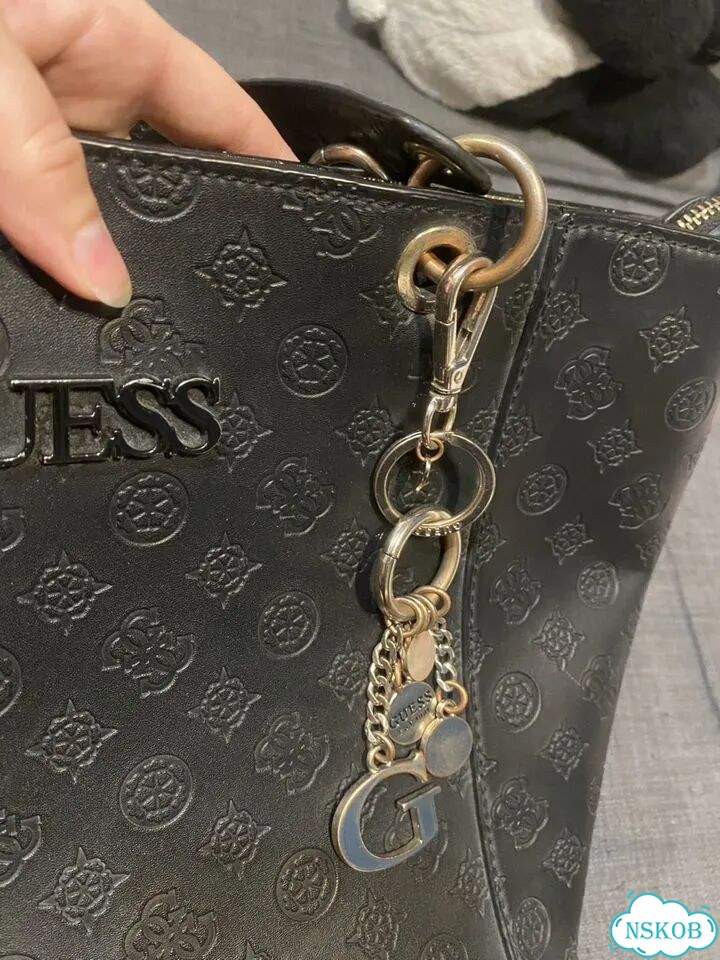 Сумка Guess оригинал бу фото 6