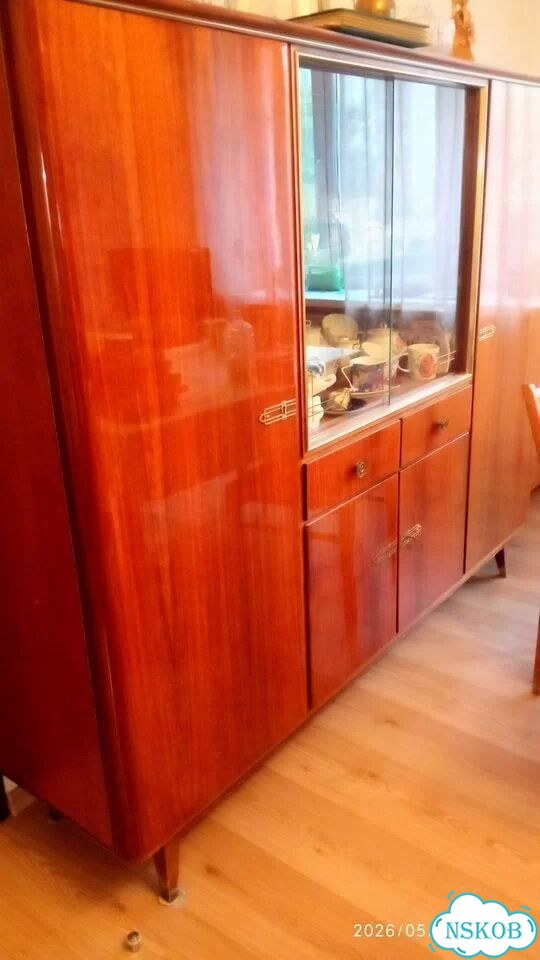 Шкаф времен СССР фото 1