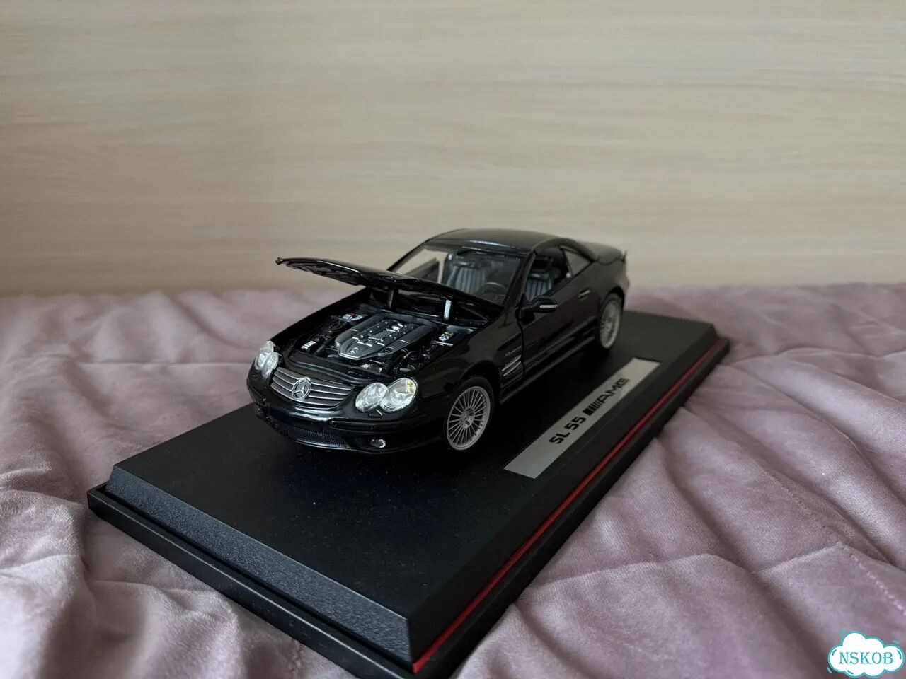 SL 55 maisto 1:18 фото 1