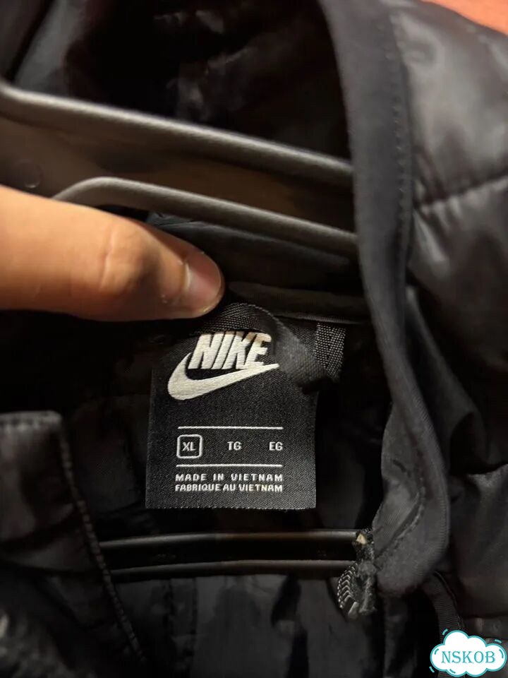 Плащ Nike Synthetic fill parka вафля фото 5