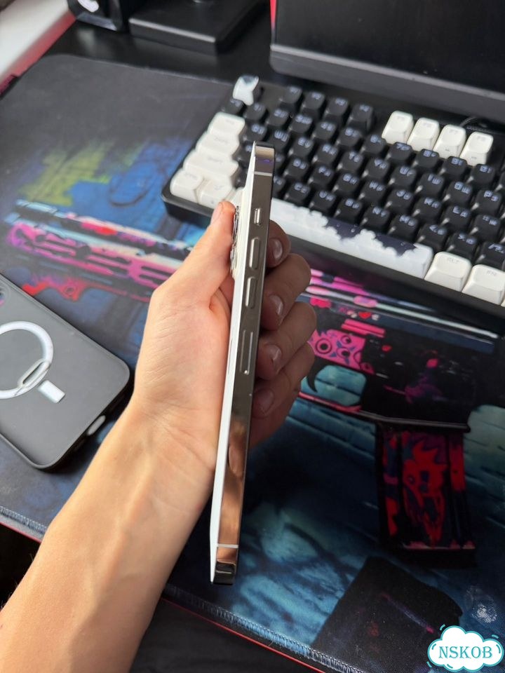iPhone 13 Pro Max, 256 ГБ, SIM + eSIM фото 2