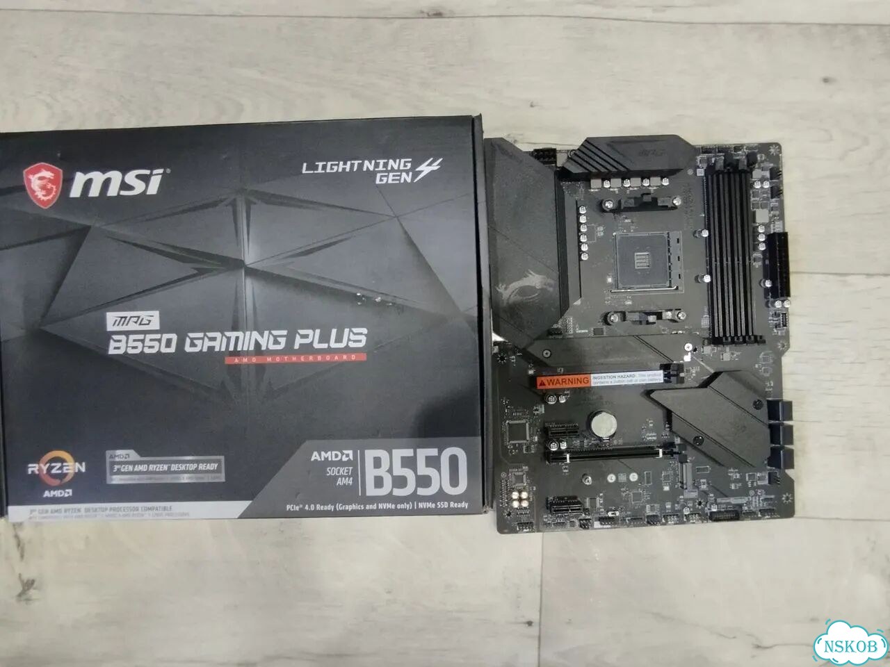 Материнская плата MSI mpg b550 gaming plus фото 3