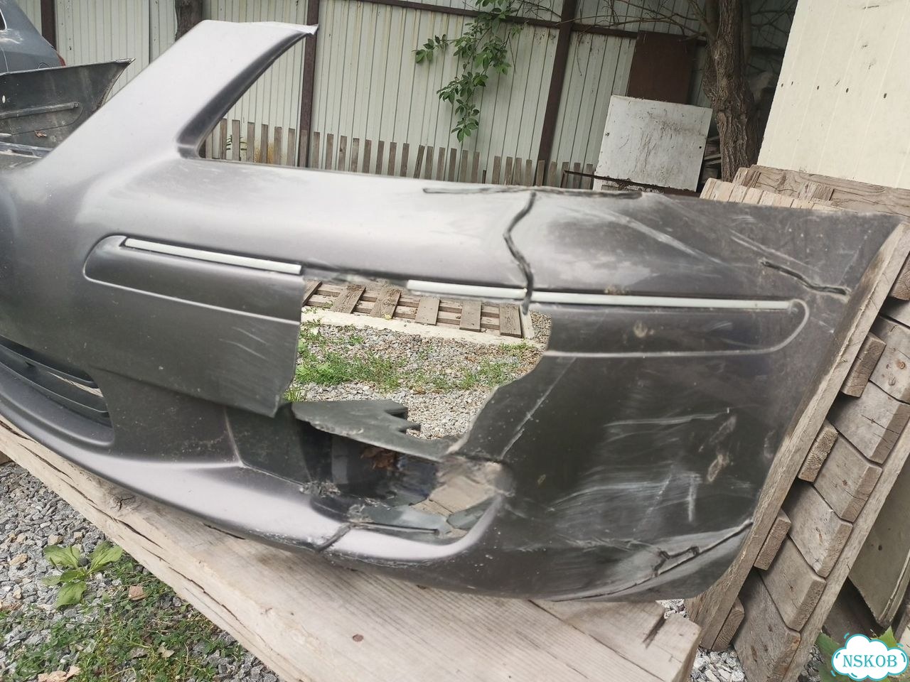 Бампер на toyota premio 2003 г фото 1